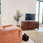 Penthouse With Roof Terrace And Sea Views * ואלטה