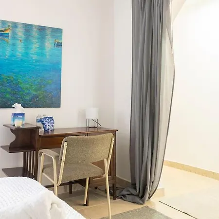 アパート Penthouse With Roof Terrace And Sea Views バレッタ
