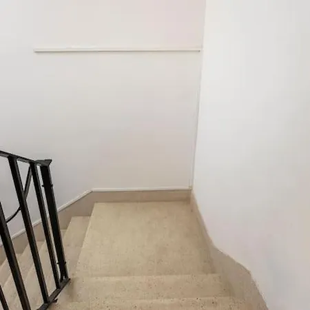 アパート Penthouse With Roof Terrace And Sea Views *