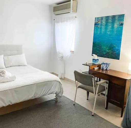 Penthouse With Roof Terrace And Sea Views * Valeta