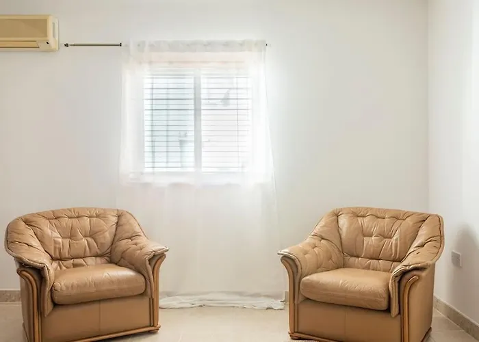 Penthouse With Roof Terrace And Sea Views Apartamento *