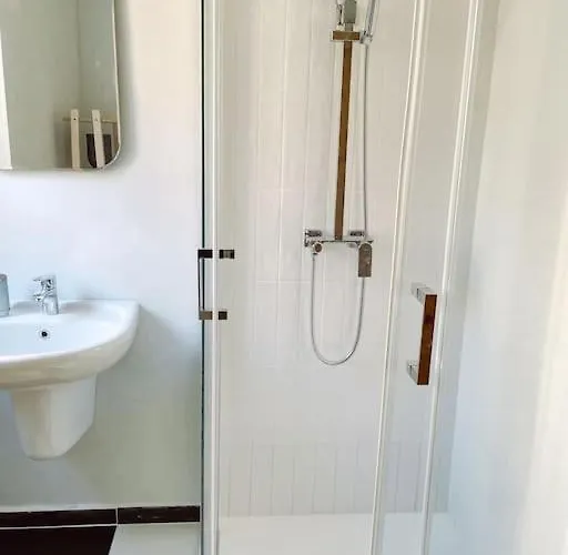 Penthouse With Roof Terrace And Sea Views